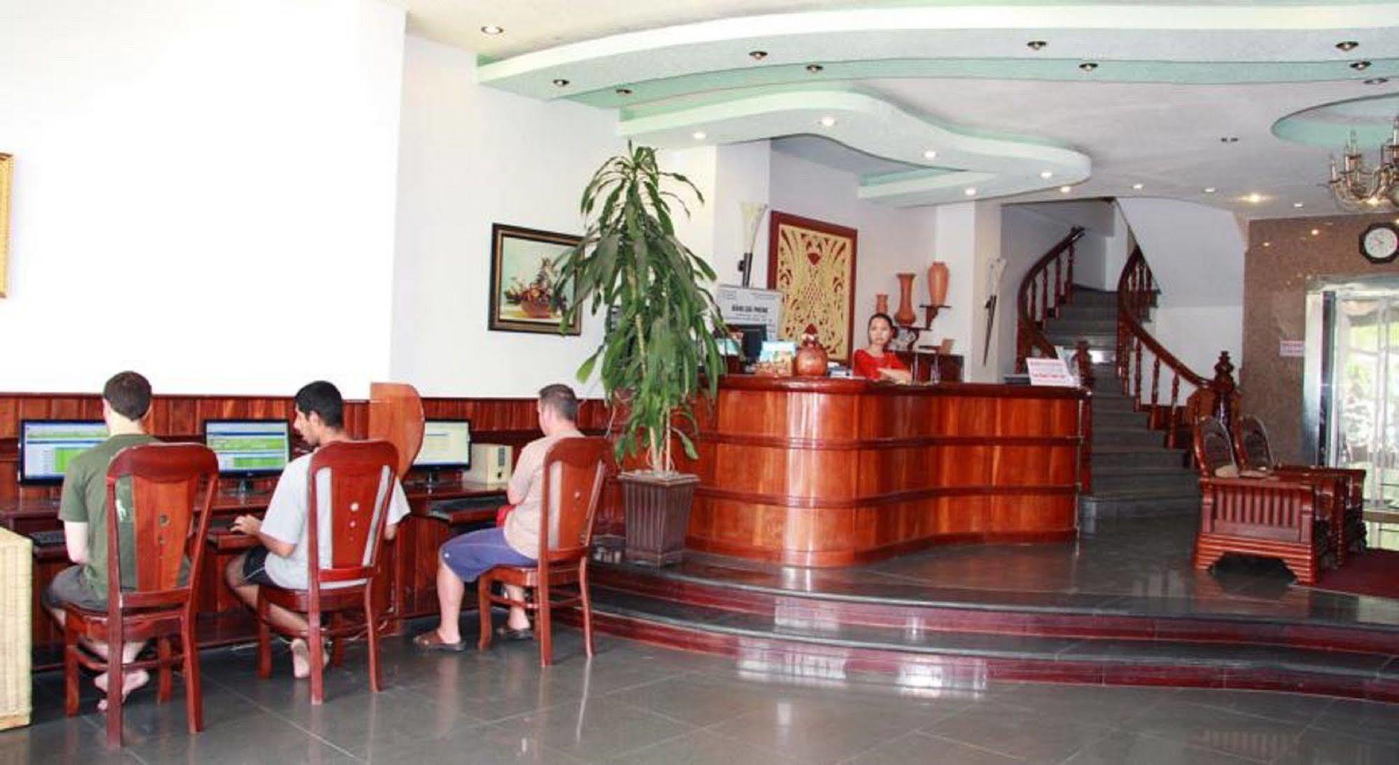 La Suisse Hotel Nha Trang Extérieur photo