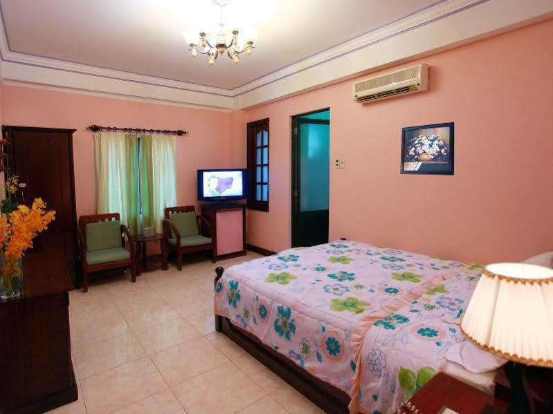 La Suisse Hotel Nha Trang Extérieur photo