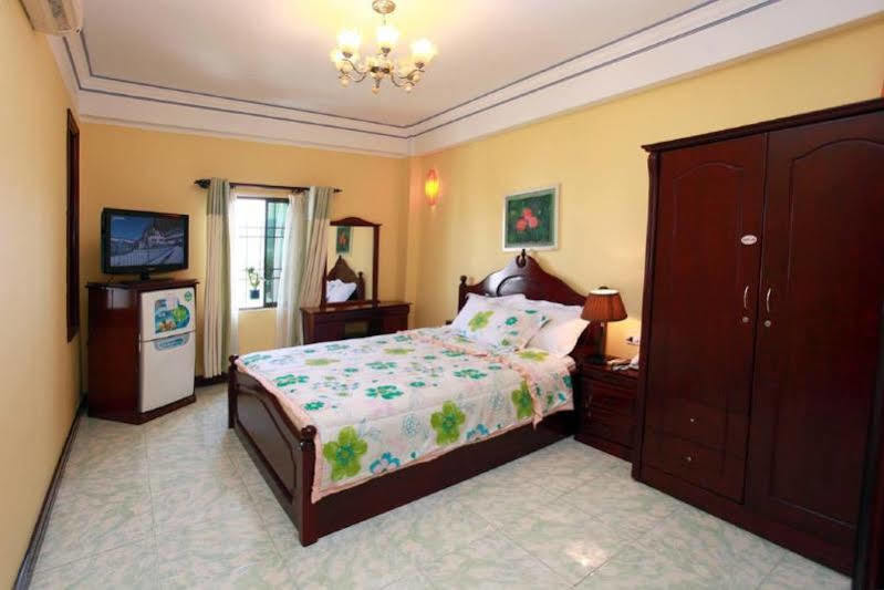 La Suisse Hotel Nha Trang Extérieur photo